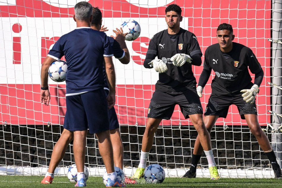 次在香港国 次在香港国